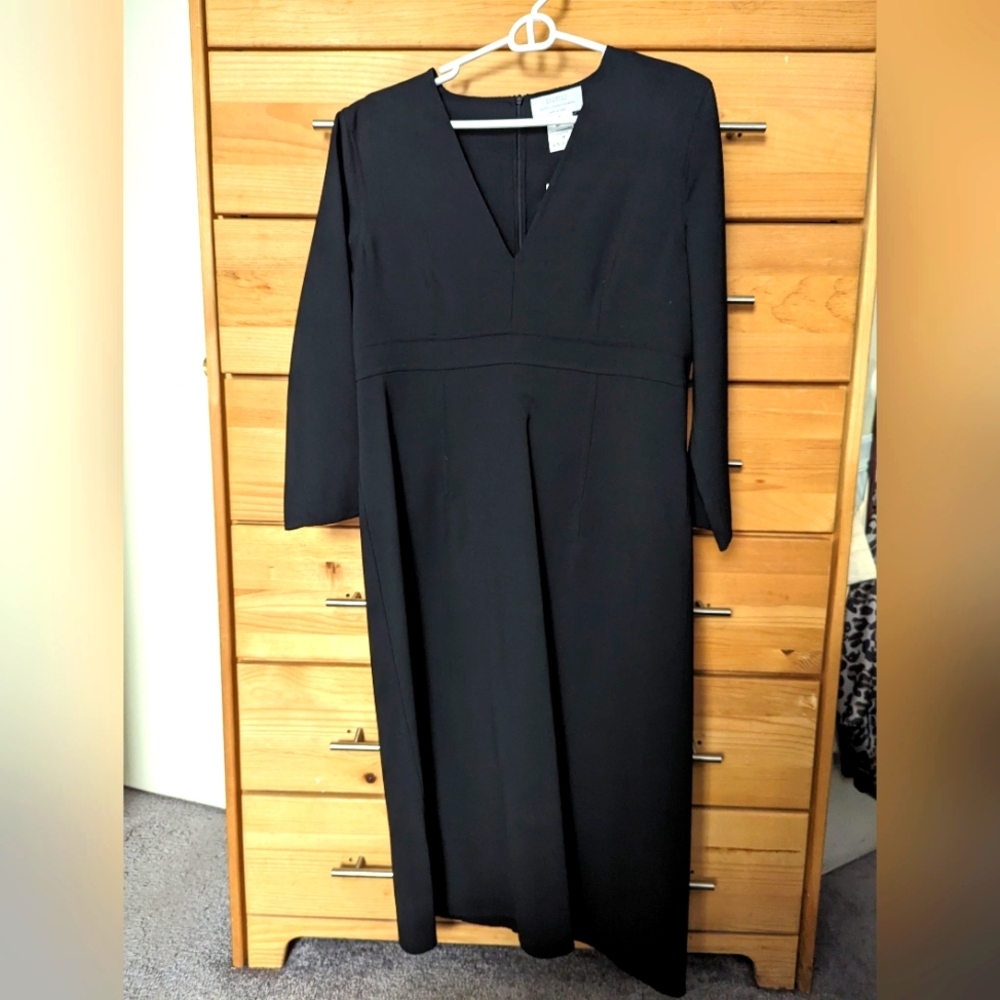 Barneys New York wool dress size 12. Black. NWT